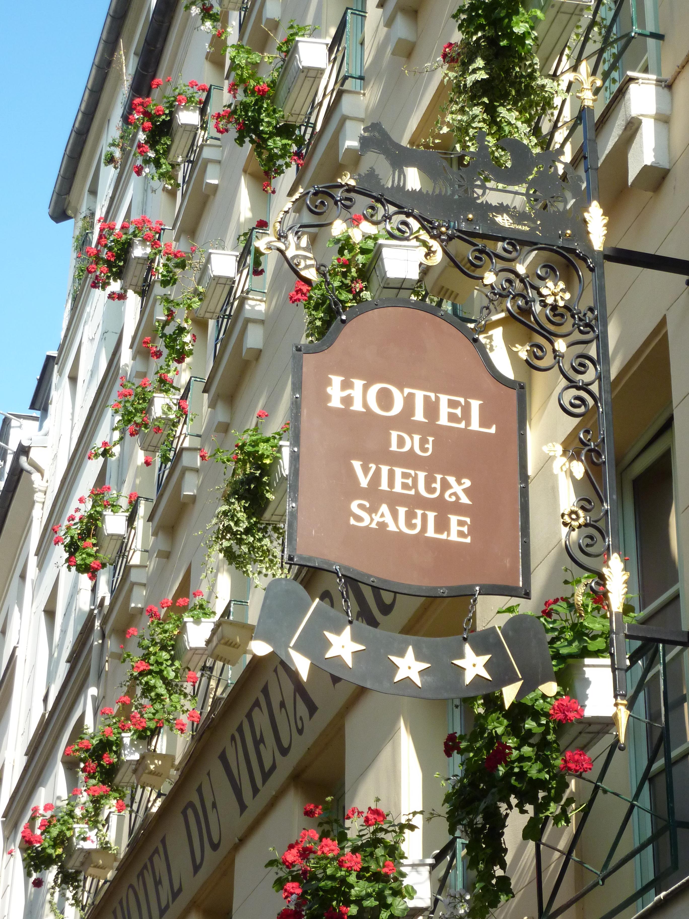 Hotel Du Vieux Saule Paris Exterior photo